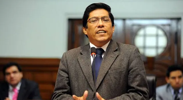 Zeballos sostiene que el avance de la enfermedad es imprevisible. Zeballos sostiene que el avance de la enfermedad es imprevisible.