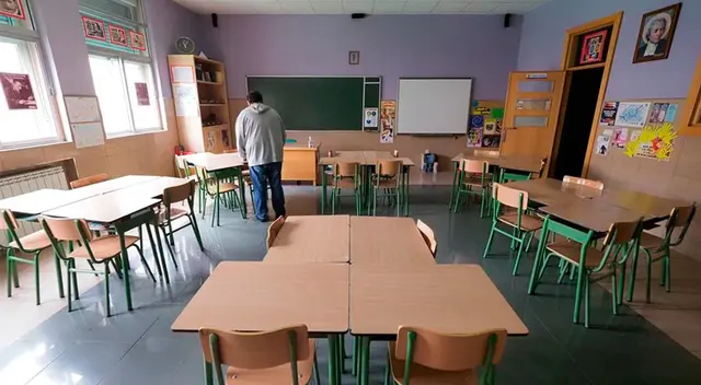 Los colegios privados pueden disponer que los docentes asistan de manera  obligatoria.