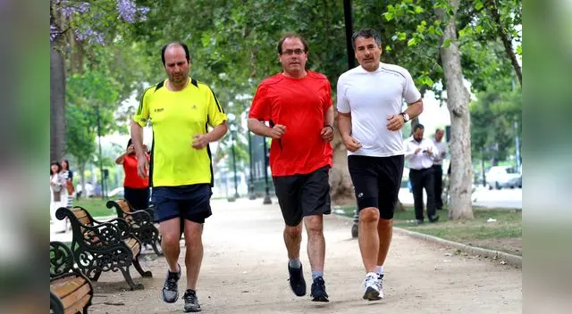 Minsa aprueba correr en espacios públicos