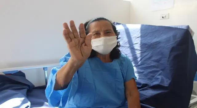 Con 71 años, madre de familia se suma a las 69 257 personas que vencieron la COVID-19. Con 71 años, madre de familia se suma a las 69 257 personas que vencieron la COVID-19.