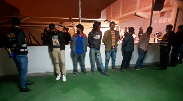 En el megaoperativo se realizaron las pruebas rápidas correspondientes a las personas retenidas, donde tres de ellas dieron positivo al nuevo coronavirus.