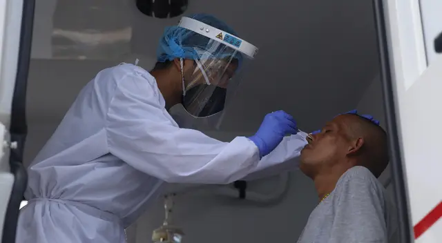 Clínicas privadas cobraban por prueba molecular que el INS hacía gratis. Clínicas privadas cobraban por prueba molecular que el INS hacía gratis.