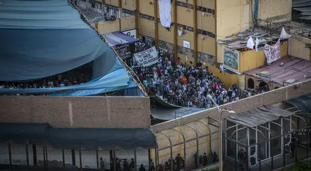 Gobierno aprobó dos decretos para disminuir hacinamiento en penales. Gobierno aprobó dos decretos para disminuir hacinamiento en penales.