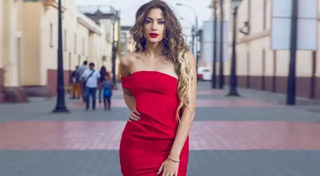 Milett Figueroa asegura que conquista con la mirada.