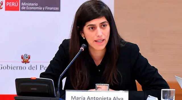 Joven causa furor por su gran parecido a la Ministra de economía