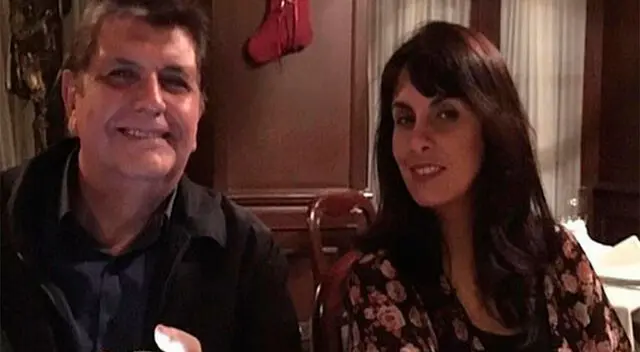 Carla García vuelve a ser tendencia. Carla García vuelve a ser tendencia.