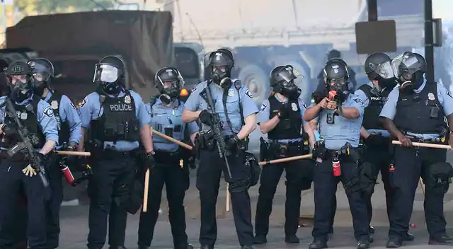 Policía de Minneapolis será desmantelada y reconstruida