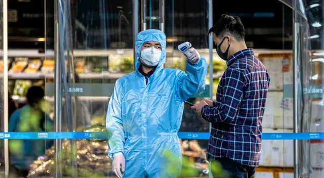 China señaló que el virus comenzó en un mercado de la ciudad de Wuhan, en diciembre.
