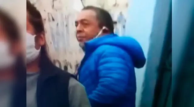 PNP identificó a sujeto que escupió a reportera en La Victoria. PNP identificó a sujeto que escupió a reportera en La Victoria.