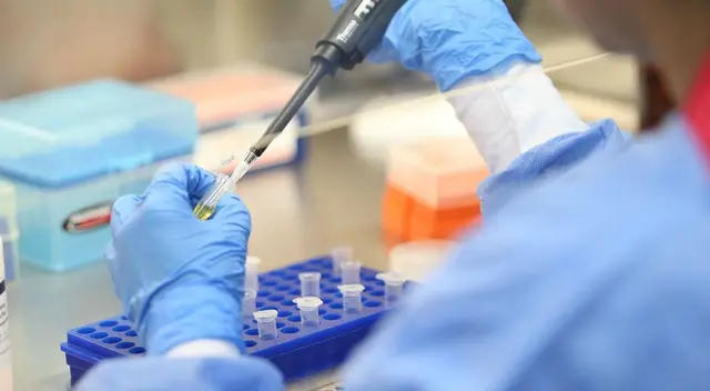 El jefe de SuSalud, Carlos Acosta, se mostró indignado con el accionar de las clínicas. El jefe de SuSalud, Carlos Acosta, se mostró indignado con el accionar de las clínicas.