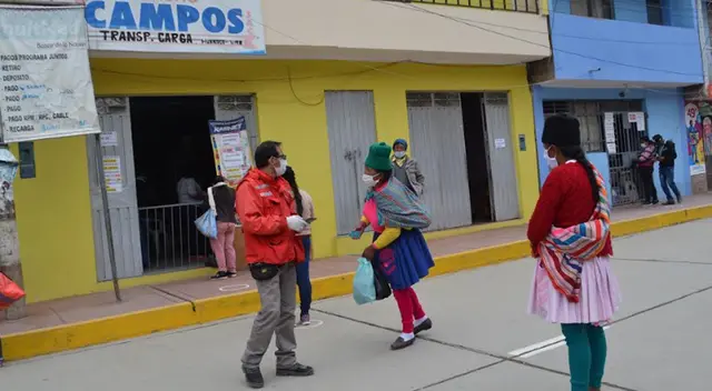 Más de 34 mil hogares del programa Juntos recibirán el Bono Familiar Universal.