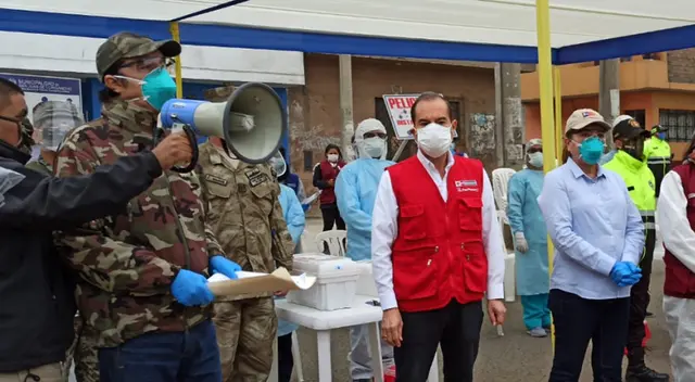 Walter Martos se pronunció sobre traslado de ambulantes a SJM. Walter Martos se pronunció sobre traslado de ambulantes a SJM.
