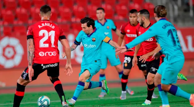 Messi puso el cuarto gol. Messi puso el cuarto gol.