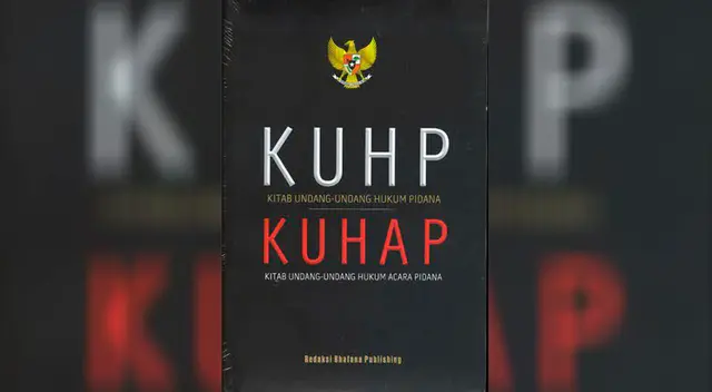 El sujeto será sancionado bajo el Artículo 378 del Código Penal de Indonesia (KUHP). El sujeto será sancionado bajo el Artículo 378 del Código Penal de Indonesia (KUHP).