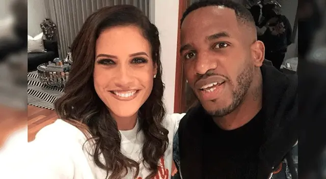 Artistas se unen por los más necesitados en la Teletón digital. Artistas se unen por los más necesitados en la Teletón digital.