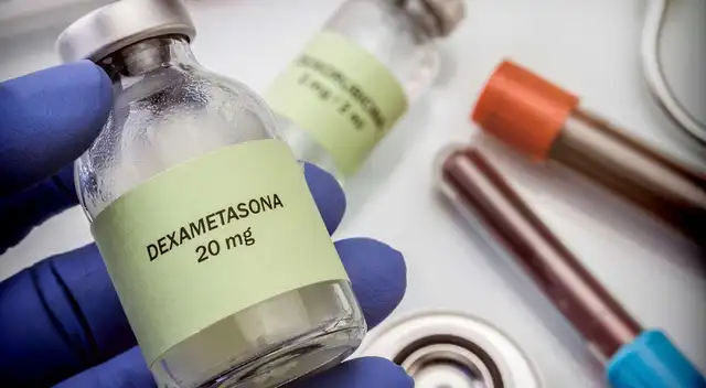 La dexametasona se usa generalmente para tratar ciertas formas de artritis, alergias severas y asma. La dexametasona se usa generalmente para tratar ciertas formas de artritis, alergias severas y asma.