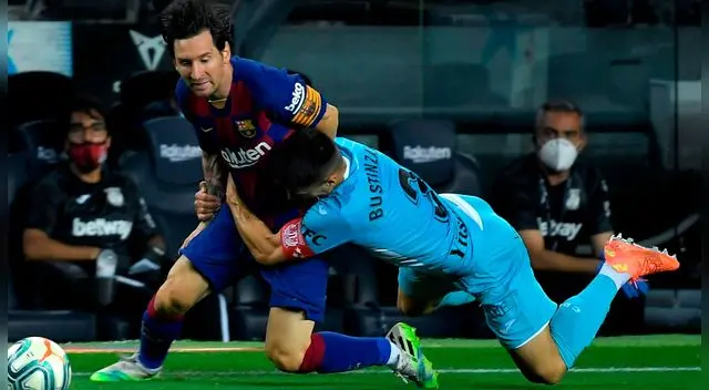 Messi vuelve al Camp Nou. Messi vuelve al Camp Nou.