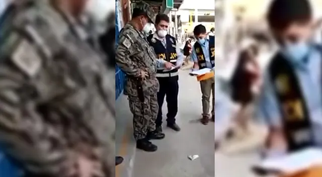 Minutos antes, una comerciante le había pagado 100 soles al capitán. Minutos antes, una comerciante le había pagado 100 soles al capitán.