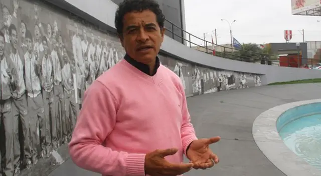 Juan José Oré cuenta cómo pasa sus días de cuarentena lejos de su academia.