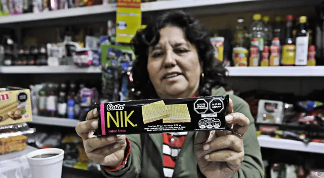 Ministerio de Salud, indica que la Ley de Alimentación Saludable exige que en la publicidad de cada producto con alto volumen de propiedades como el azúcar y las grasas trans, se debe establecer de manera clara.