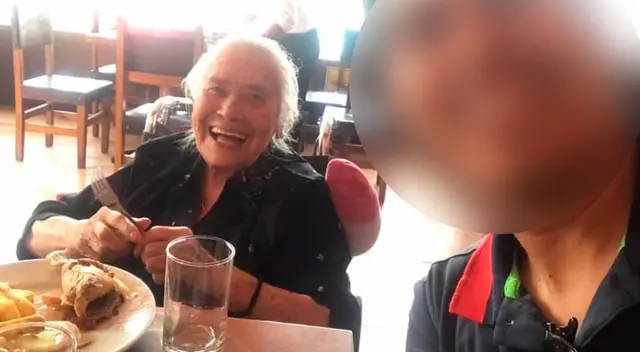 Minsa, indica que debido a contagios de las enfermeras, han tenido una importante reducción del personal, sin embargo, verificarán el caso de la señora Julia para que sea atendida pronto.