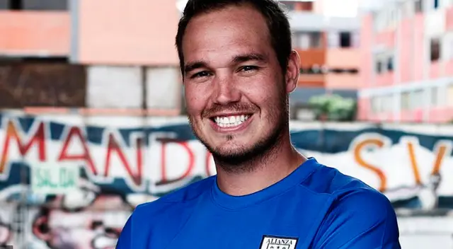 George Forsyth participó en la grabación del videoclip ‘Cuenta Conmigo’