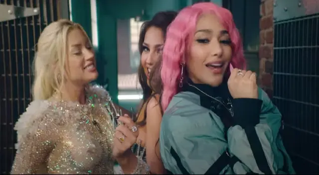 Leslie Shaw sigue cosechando éxitos junto a Thalía y Farina.