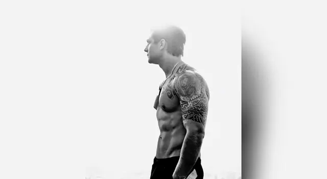 Nicola Porcella sorprendió a la productora de Guerreros 2020 al mostrar cuántos kilos viene bajando. Nicola Porcella sorprendió a la productora de Guerreros 2020 al mostrar cuántos kilos viene bajando.