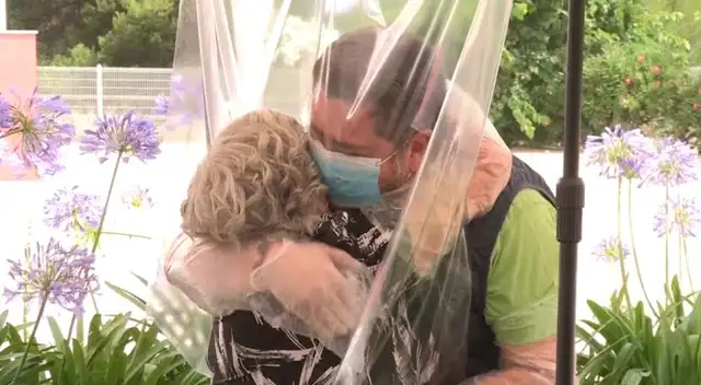 La residencia para ancianos buscar acercarlos a sus familiares. La residencia para ancianos buscar acercarlos a sus familiares.