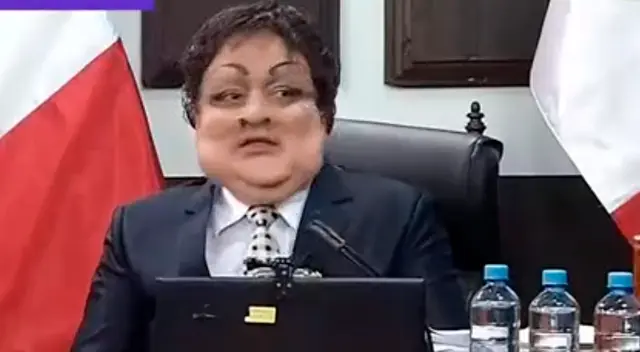 El Wasap de JB: ‘Richi Swing’ se presentó en el Congreso y afirmó tener doctorado de influencer El Wasap de JB: ‘Richi Swing’ se presentó en el Congreso y afirmó tener doctorado de influencer