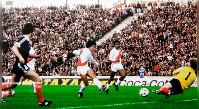 César Cueto anotó el gol del empate ante Escocia. César Cueto anotó el gol del empate ante Escocia.