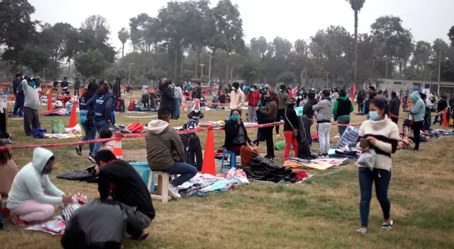 El parque fue modificado para que alrededor de 1000 comerciantes informales puedan laborar sin ningún problema y atendiendo desde las 7 de la mañana hasta la 1 de la tarde.