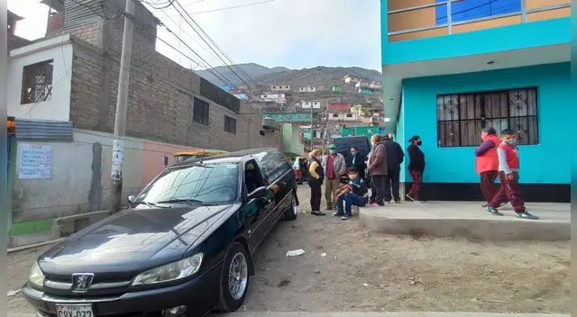 Padres fallecen por tomar bebidas alcohólica adulteradas