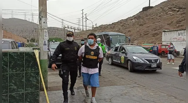 Los pobladores llegaron a la comisaría y exigieron la máxima pena