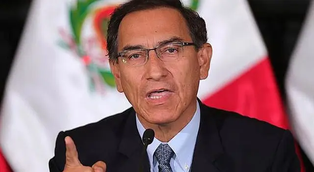 Martín Vizcarra advierte que expropiará clínicas privadas si no hay acuerdo de costo para pacientes con COVID-19.