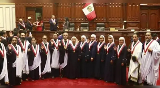 Esta iniciativa nace luego de que Óscar Ugarte firmara ley que favorece el monopolio sobre el oxígeno.