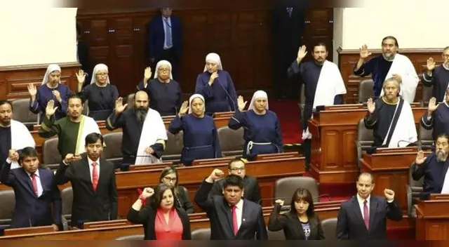 Esta iniciativa nace luego de que Óscar Ugarte firmara ley que favorece el monopolio sobre el oxígeno.