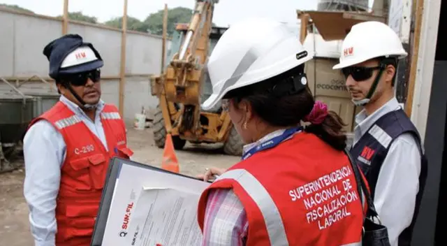 Gobierno entregará subsidio de 760 soles a trabajadores afectados por la suspensión perfecta de labores. Gobierno entregará subsidio de 760 soles a trabajadores afectados por la suspensión perfecta de labores.