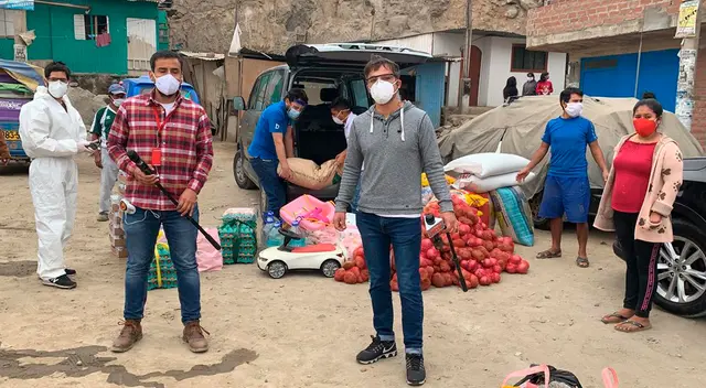 Prometen regresar con más donativos Prometen regresar con más donativos