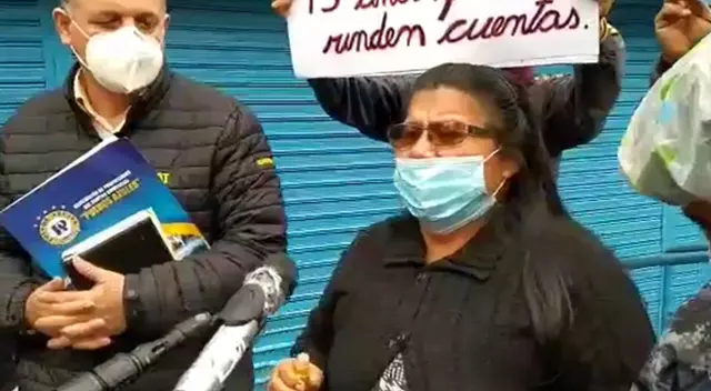 Denuncias abusos en centro comercial Polvos Azules. Denuncias abusos en centro comercial Polvos Azules.