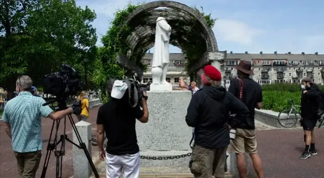 Estatua de Cristóbal Colón en Boston, Estados Unidos. Estatua de Cristóbal Colón en Boston, Estados Unidos.