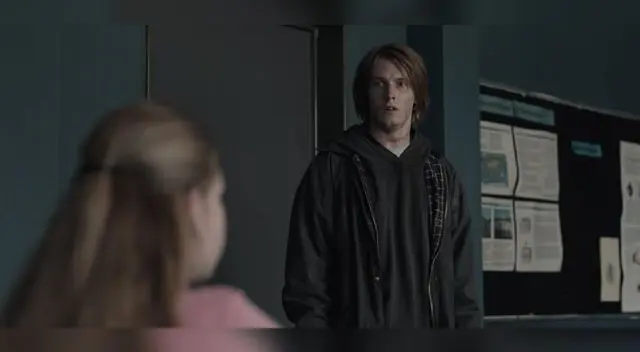 DARK estreno se programó para el sábado 27 de junio, para poder coincidir con la presunta fecha del Apocalipsis del 27/06. DARK estreno se programó para el sábado 27 de junio, para poder coincidir con la presunta fecha del Apocalipsis del 27/06.