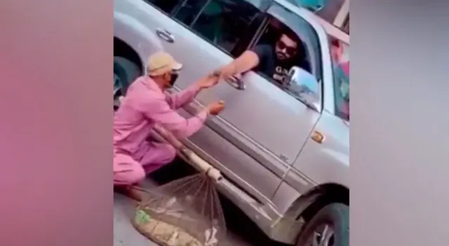 Palomas eran vendidas de forma ambulatoria. Palomas eran vendidas de forma ambulatoria.