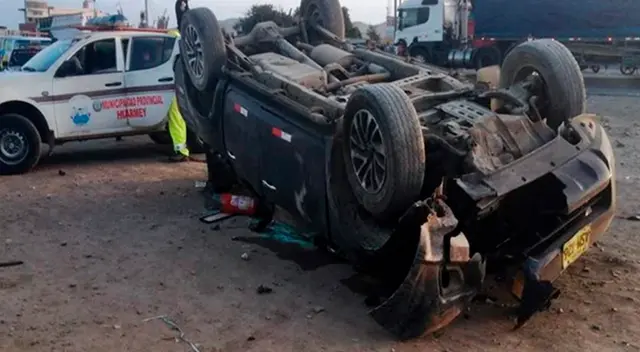 Dos personas fallecieron producto del violento choque Dos personas fallecieron producto del violento choque