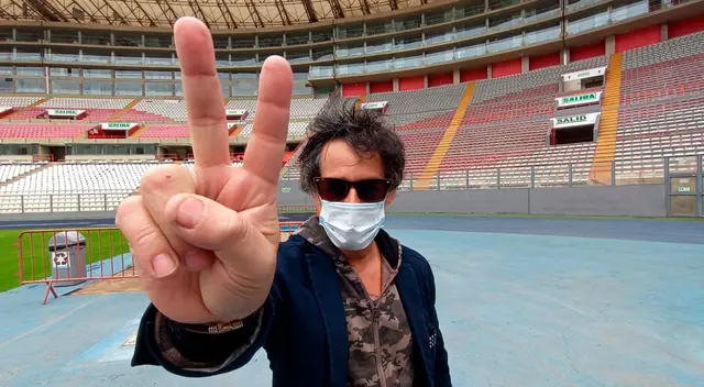 El videoclip cuenta con la colaboración del compositor y otros actores y cantantes como Oscar López, Arias, Melania Urbina, entre otros.