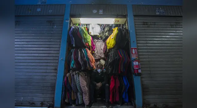 Polvos azules abre hoy