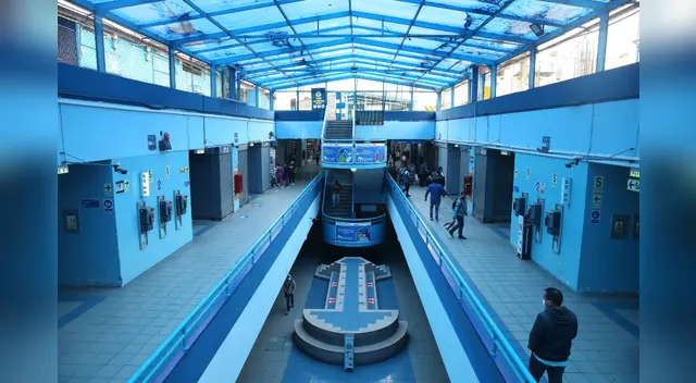 Polvos azules abre hoy