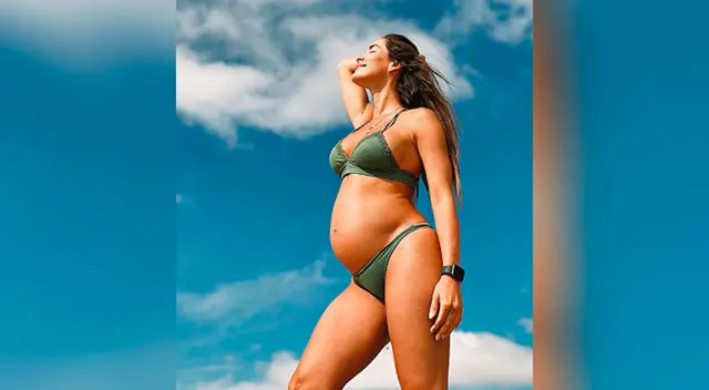 La modelo Korina Rivadeneira se mostró muy feliz por ver a su hija y conocerla cada día más.