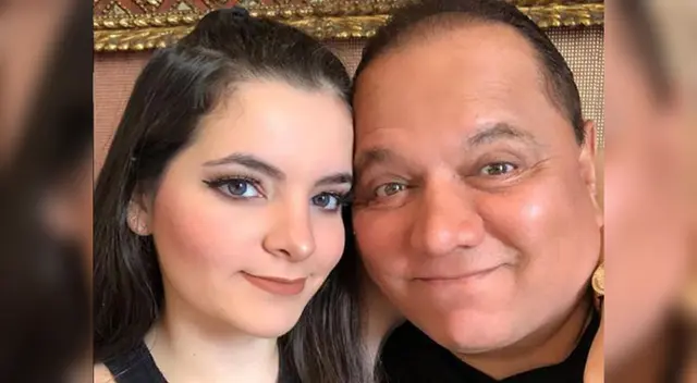 Camila Diez Canseco se presentó junto a su padre Mauricio en Magaly TV La Firme, sin esperar que él le agradeciera por ponerse a cargo de su negocio durante la cuarentena. Camila Diez Canseco se presentó junto a su padre Mauricio en Magaly TV La Firme, sin esperar que él le agradeciera por ponerse a cargo de su negocio durante la cuarentena.