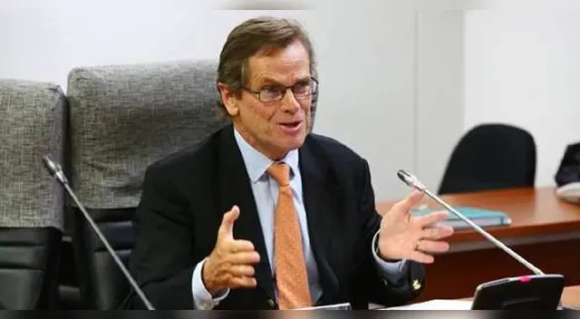 El vocero del Comando Vacuna dijo que harán todo lo posible para traer la vacuna al Perú. El vocero del Comando Vacuna dijo que harán todo lo posible para traer la vacuna al Perú.